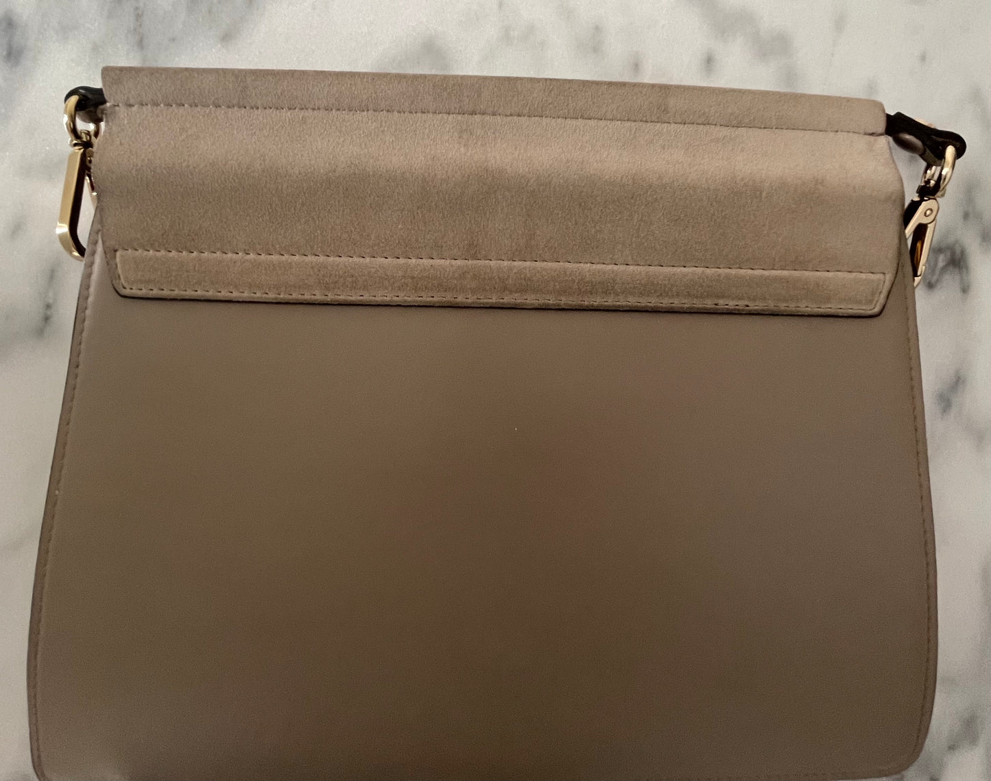 Chloé Faye Medium in Grau