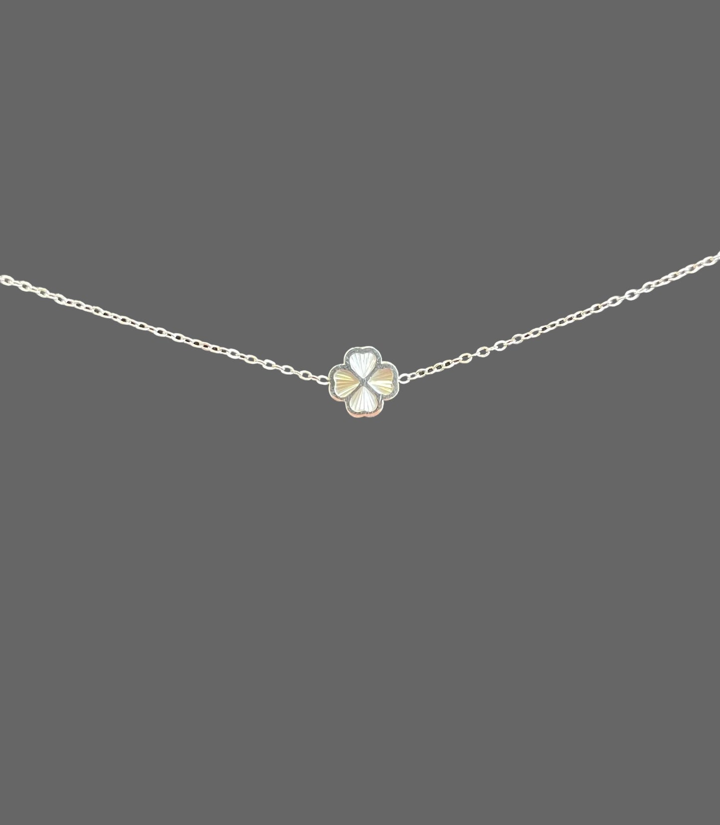 Filigranes Glück – Kleeblatt-Armband von Michelle Bijou
